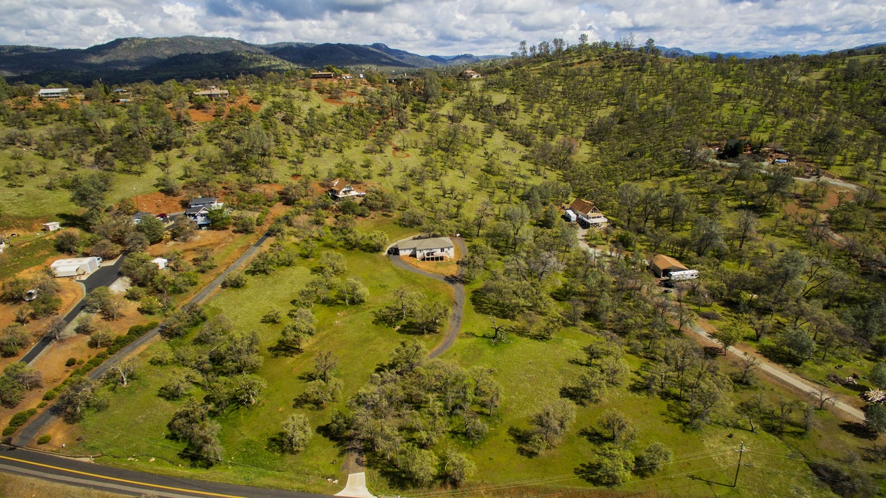 Photo of Outdoor in Coulterville