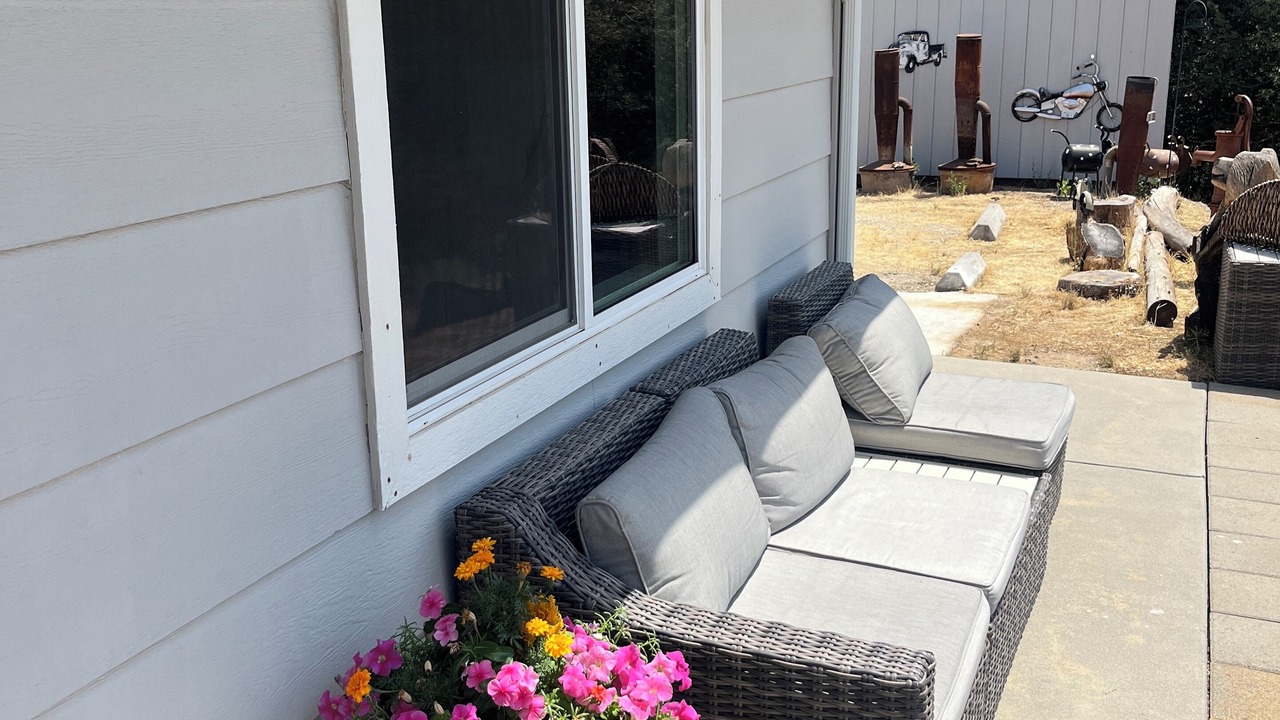 Photo of Patio Balcony in Yosemite Lakes