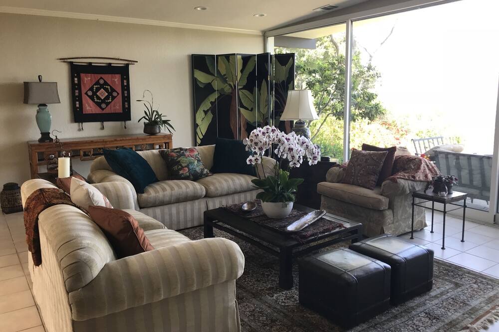 Photo of Bedroom in Los Gatos