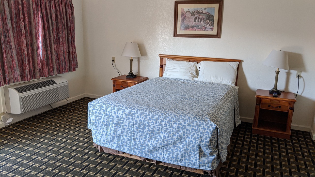 Photo of Bedroom in Cherryland