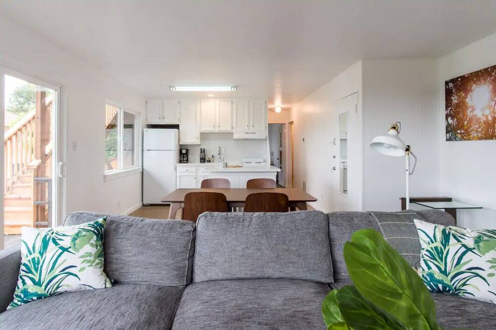 Photo of Livingroom in Sequoyah