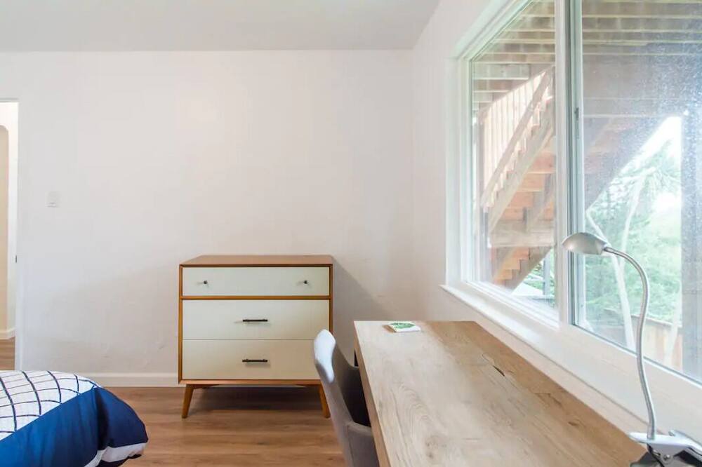 Photo of Bedroom in Sequoyah