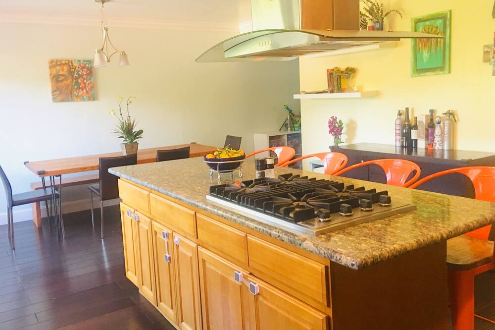 Photo of Kitchen in Oakland