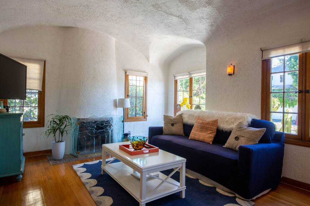 Photo of Livingroom in Los Feliz