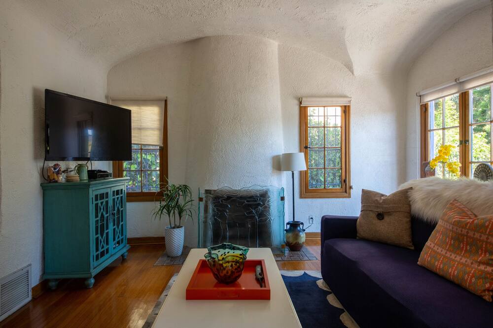 Photo of Livingroom in Los Feliz
