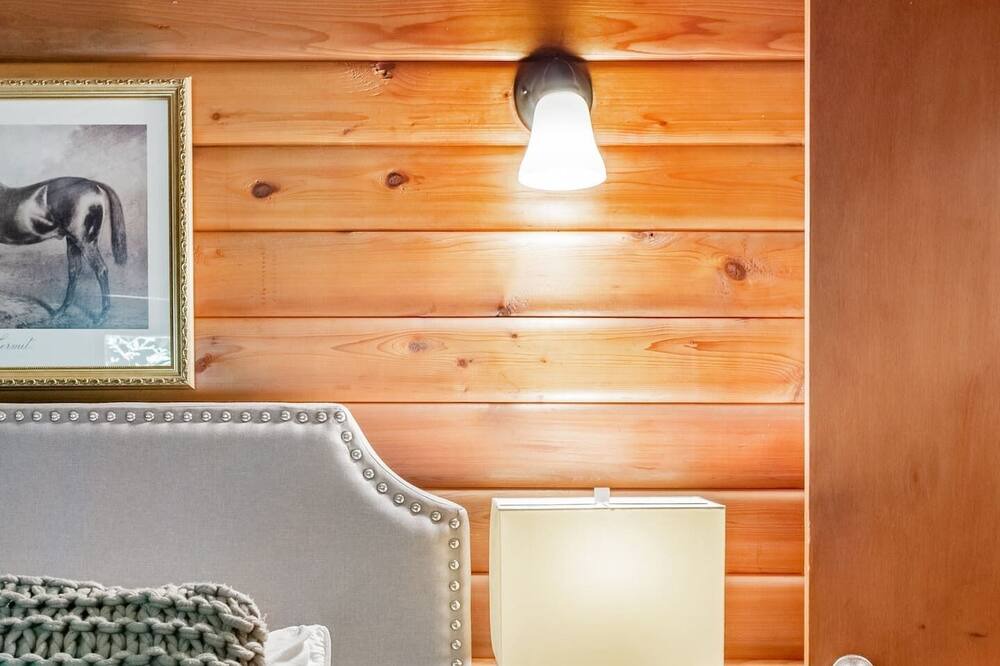 Photo of Bedroom in Cazadero