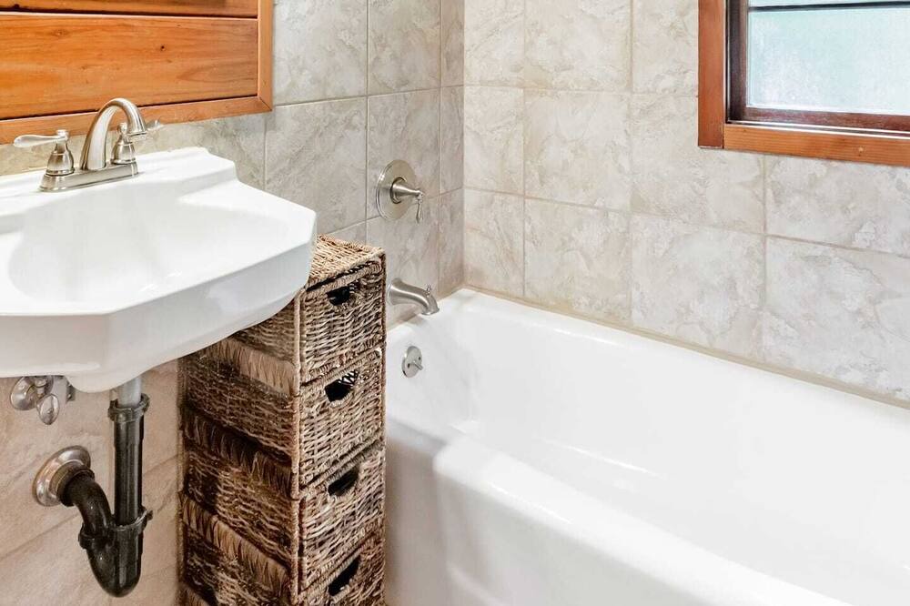 Photo of Bathroom in Cazadero