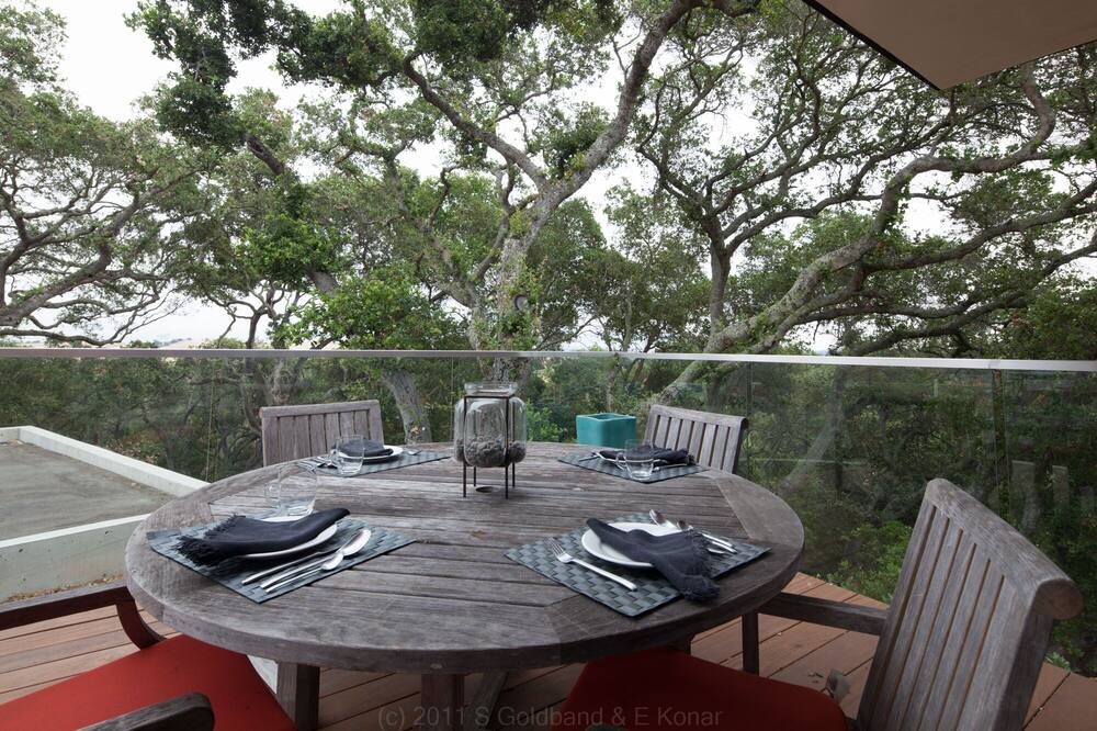 Photo of Patio Balcony in Ladera