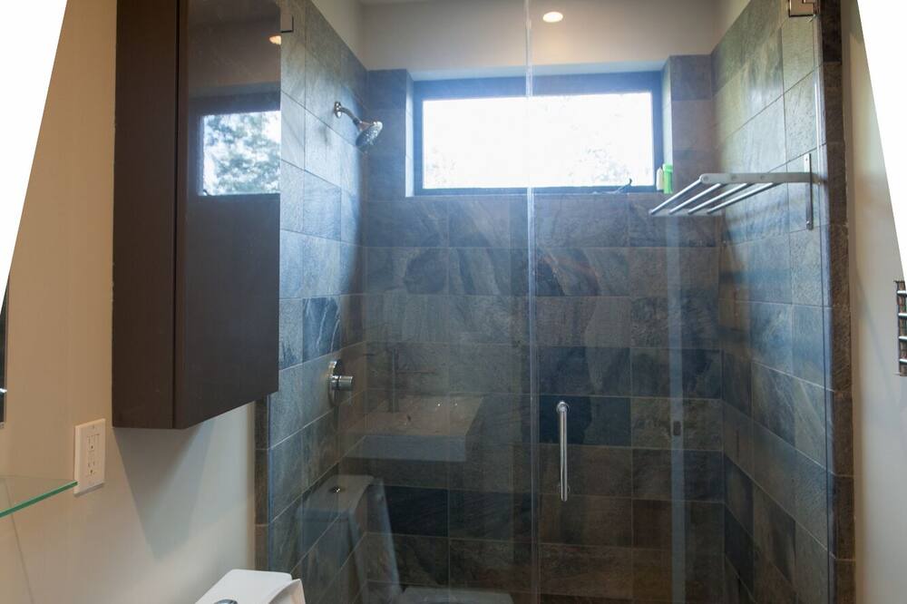 Photo of Bathroom in Ladera