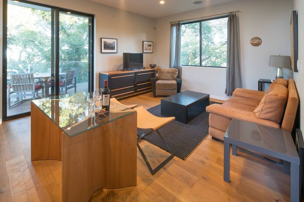 Photo of Livingroom in Ladera