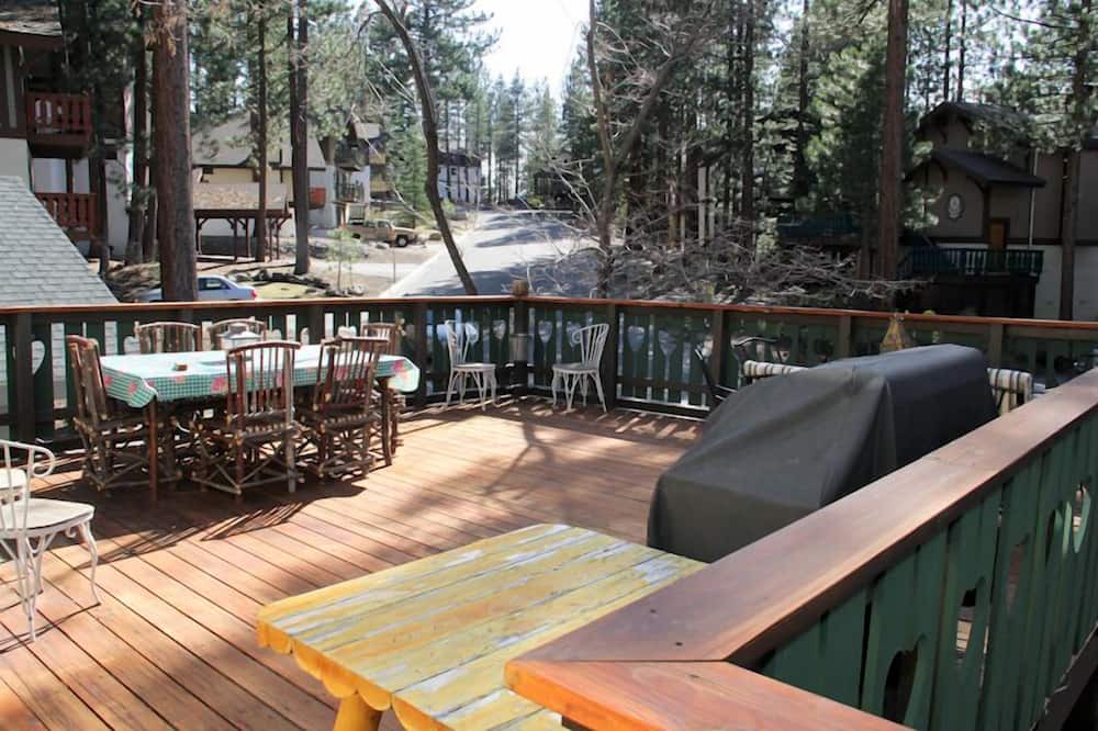Photo of Outdoor in Tahoe Tyrol