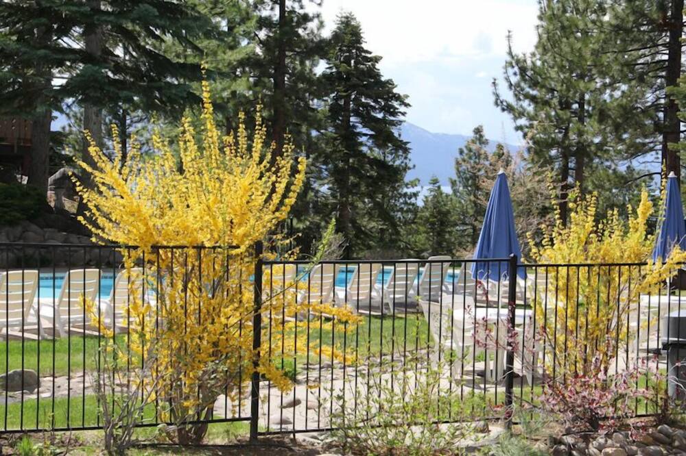 Photo of Outdoor in Tahoe Tyrol