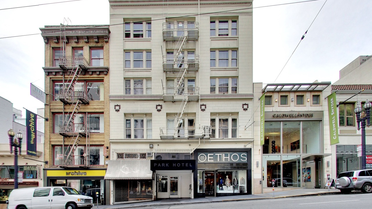 Photo of Outdoor in Union Square
