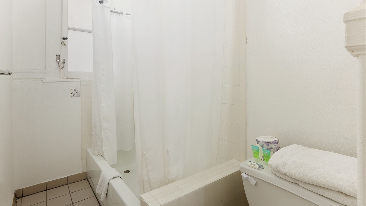 Photo of Bathroom in Union Square