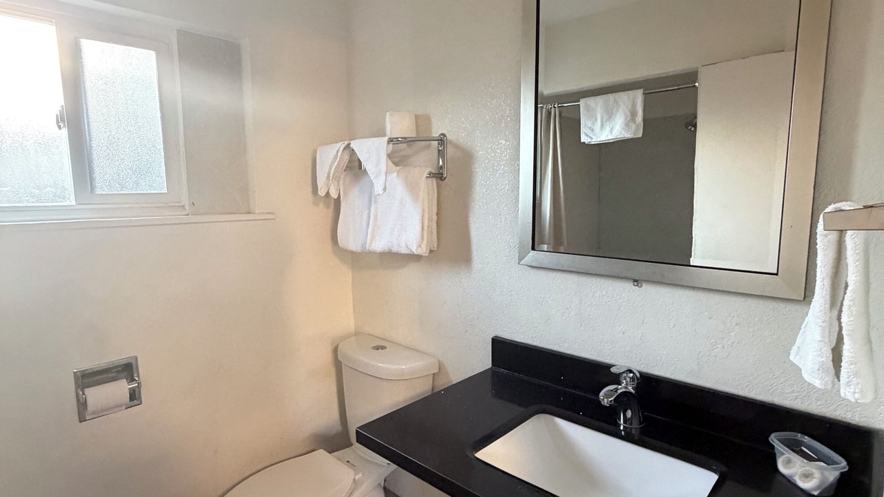 Photo of Bathroom in Tracy