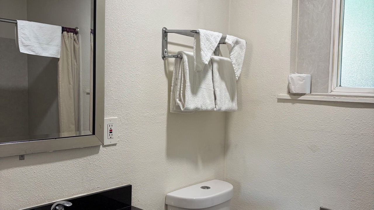 Photo of Bathroom in Tracy