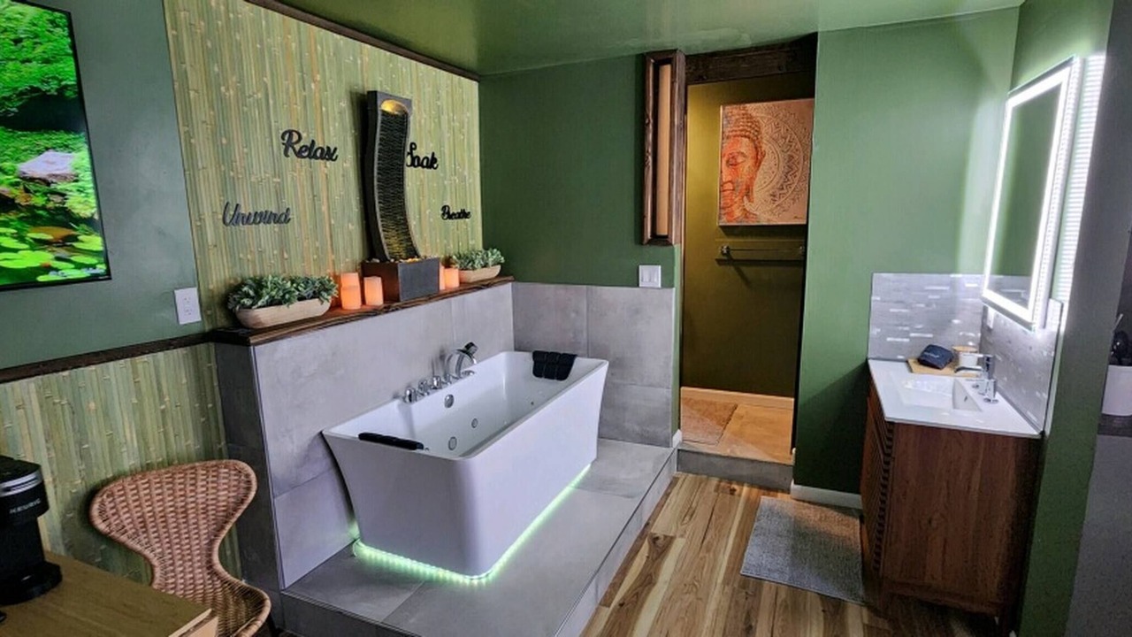 Photo of Bathroom in Midtown