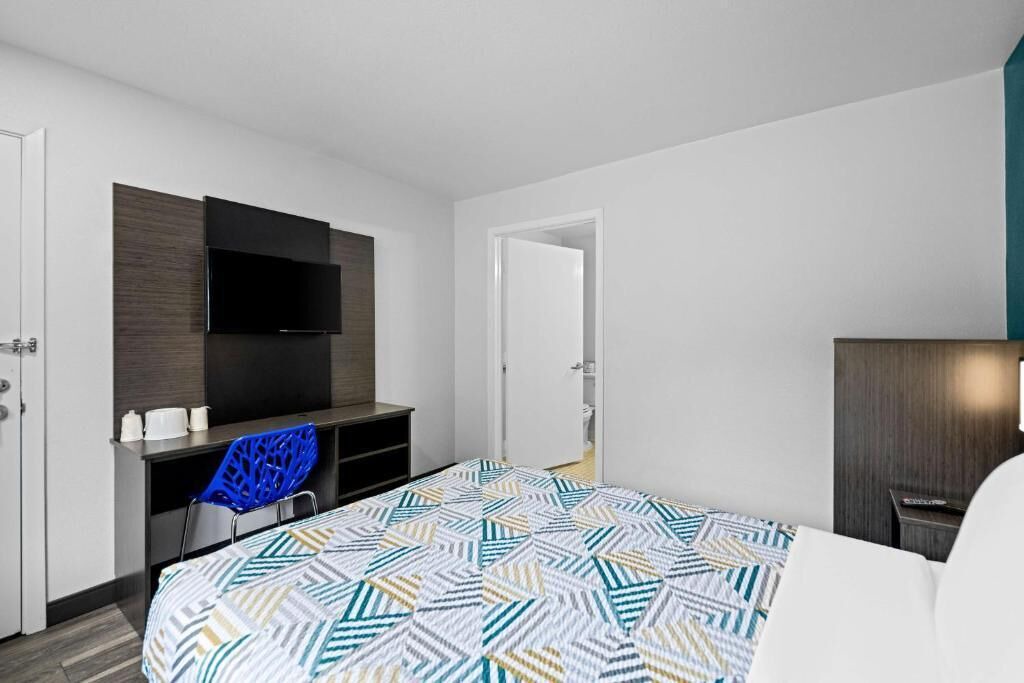 Photo of Bedroom in North Fremont Street