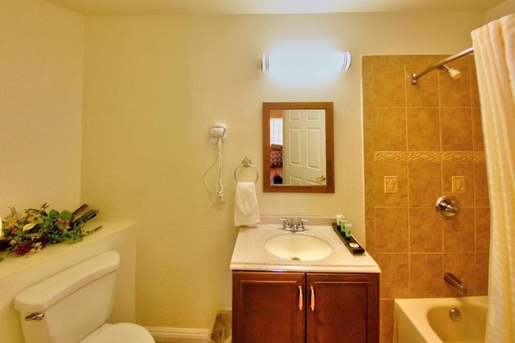 Photo of Bathroom in Glendora