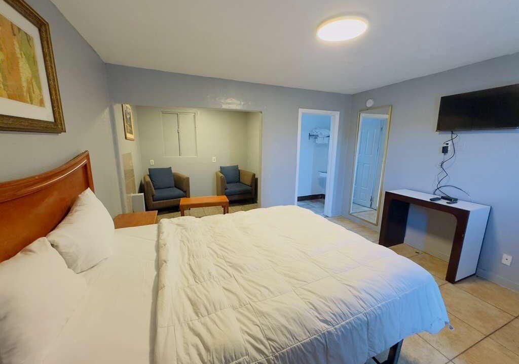 Photo of Bedroom in Oakland