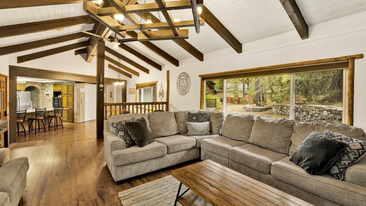 Photo of Outdoor in Summit Estates