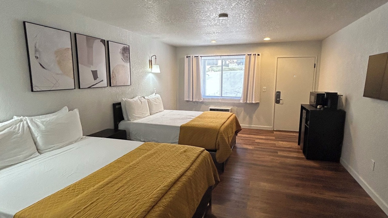 Photo of Bedroom in Mi-Wuk Village