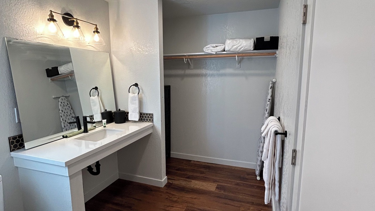 Photo of Bathroom in Mi-Wuk Village