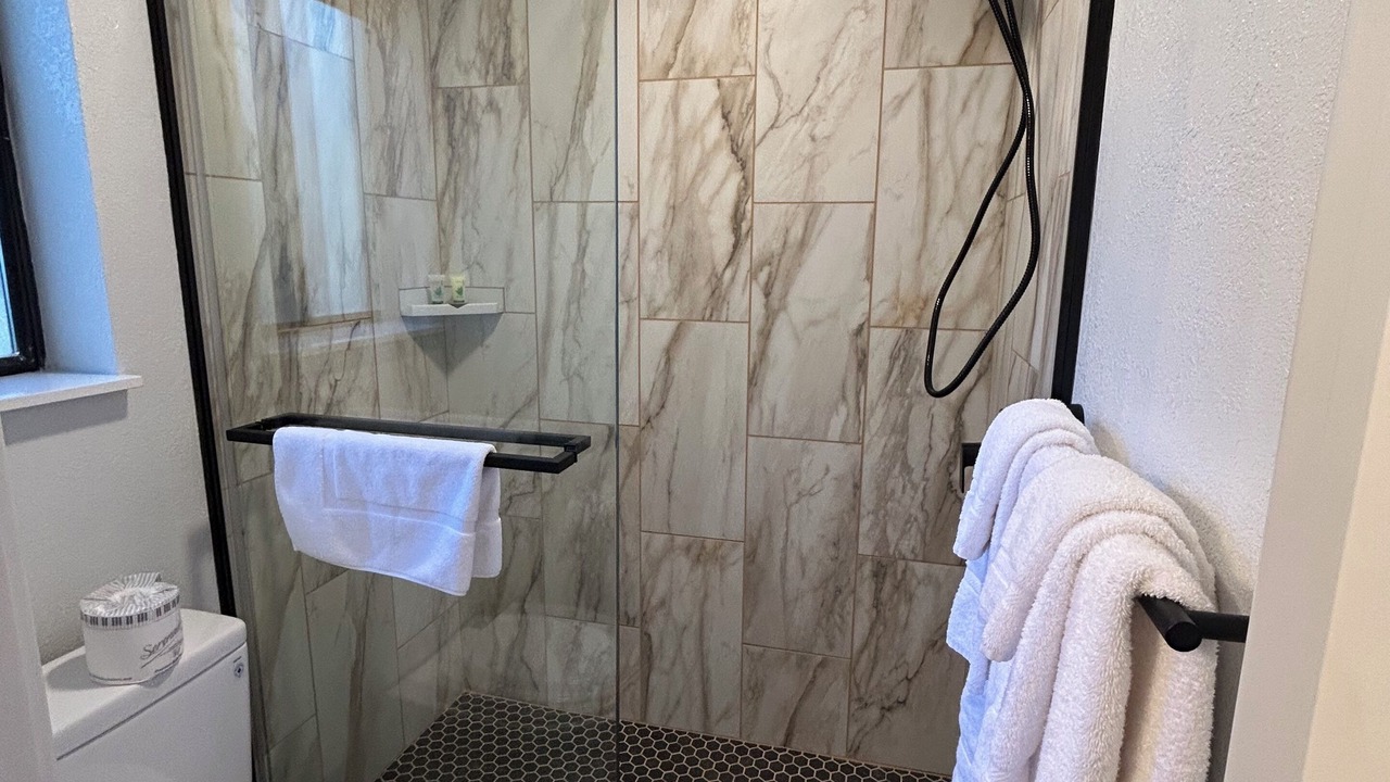 Photo of Bathroom in Mi-Wuk Village