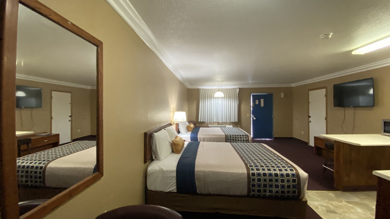Photo of Bedroom in Lovelock