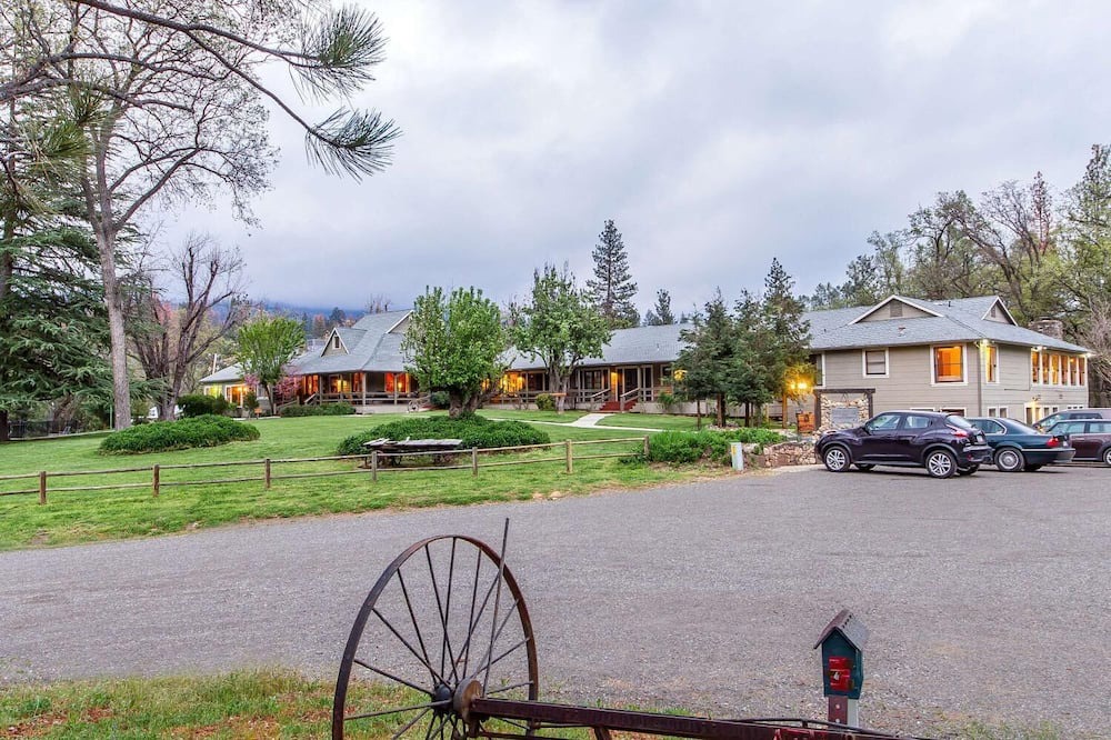 Photo of Outdoor in Yosemite Forks