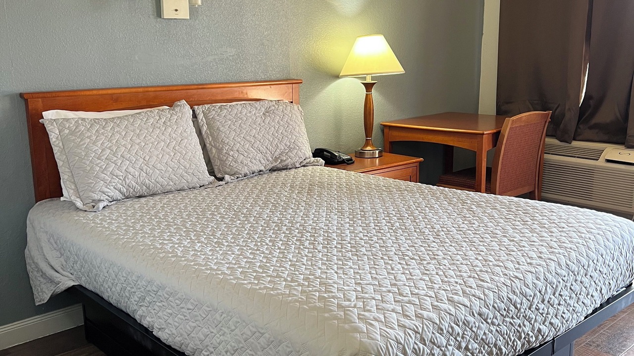 Photo of Bedroom in Fallon