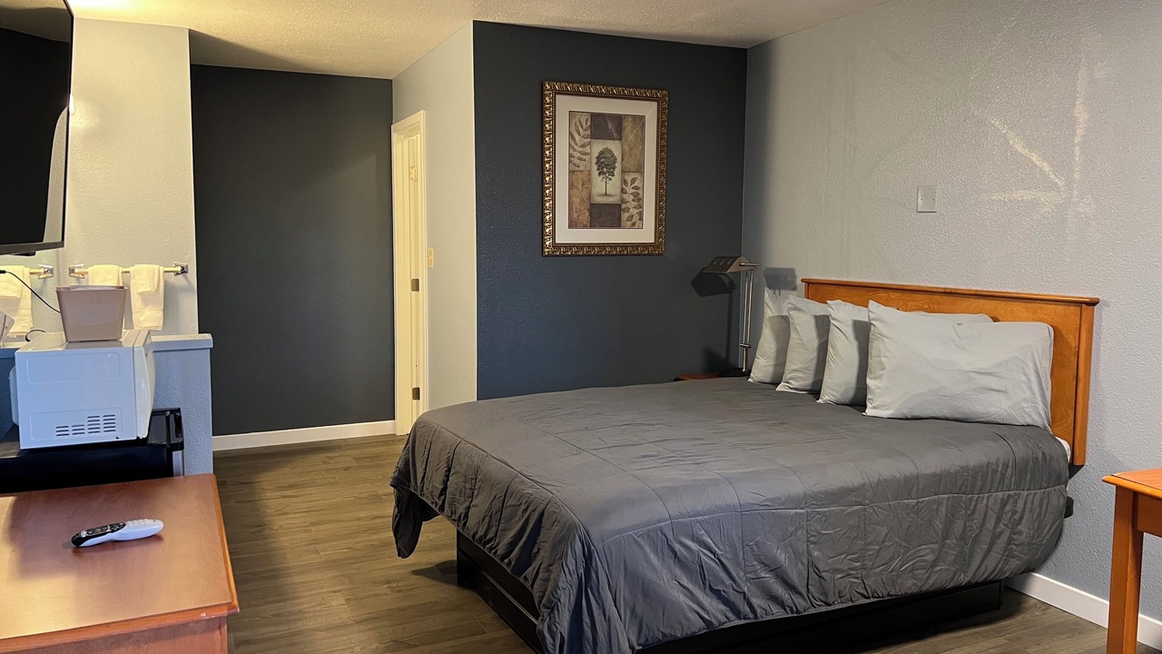 Photo of Bedroom in Fallon