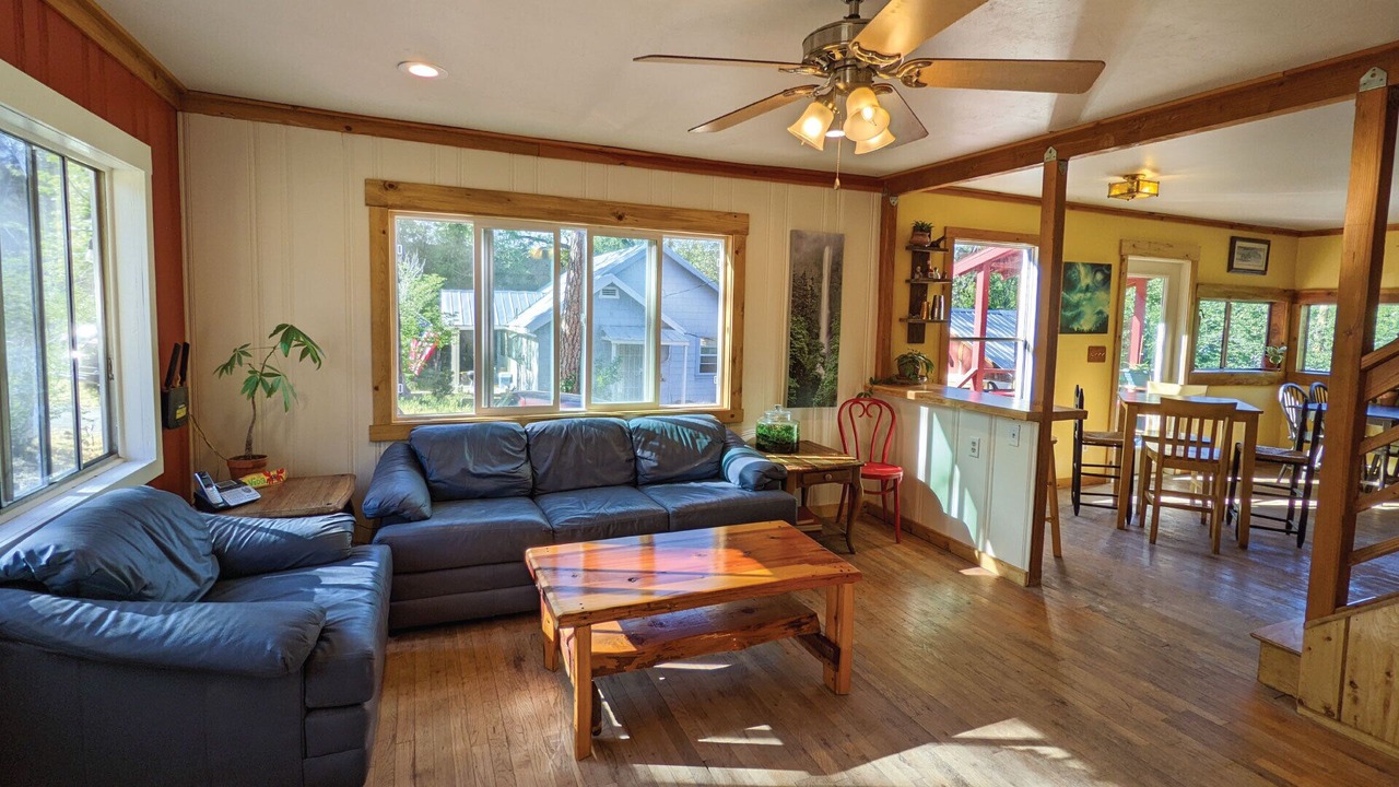 Photo of Livingroom in North Fork