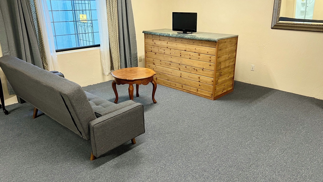 Photo of Livingroom in Frazier Park