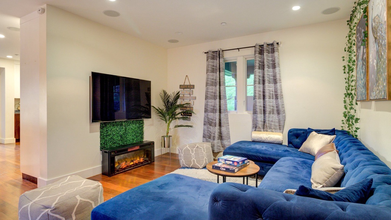 Photo of Livingroom in San Anselmo