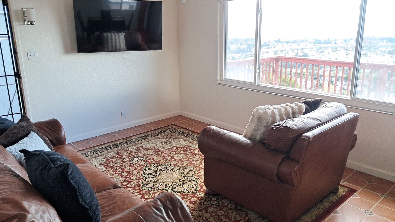 Photo of Livingroom in San Leandro