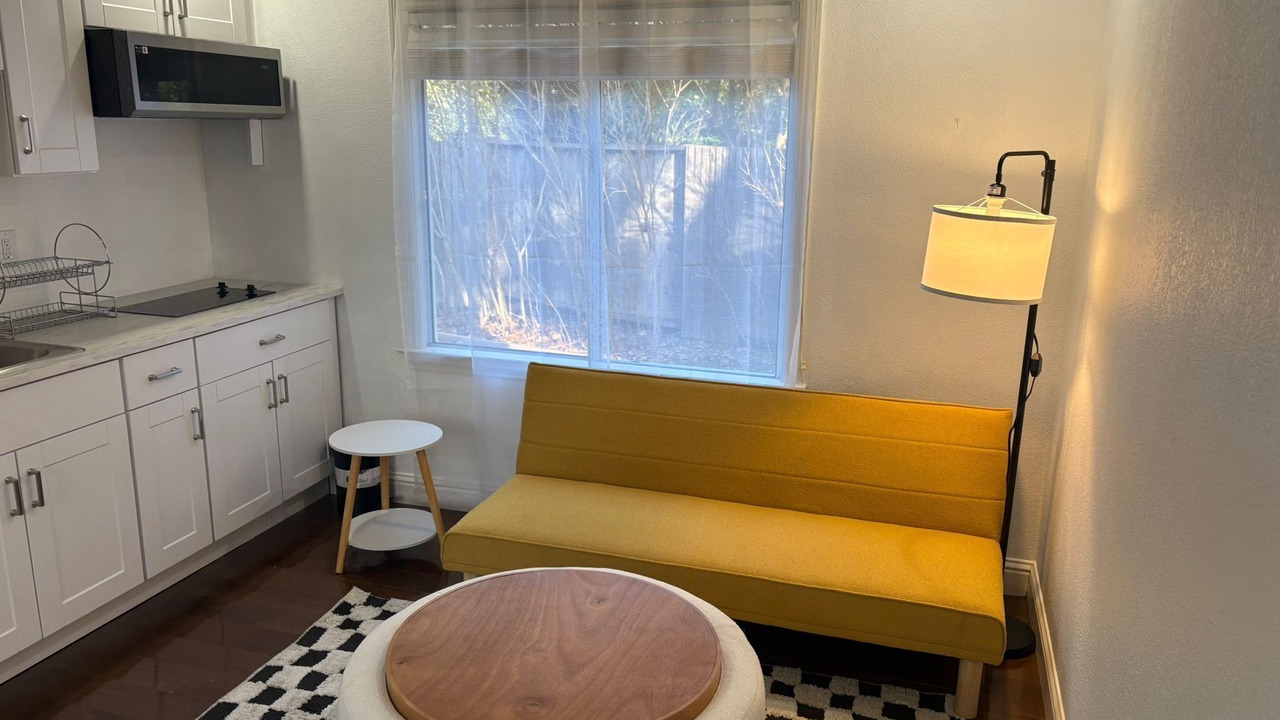 Photo of Livingroom in Saranap