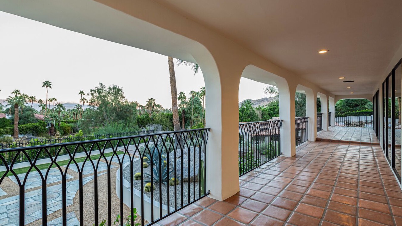 Photo of Patio Balcony in The Mesa