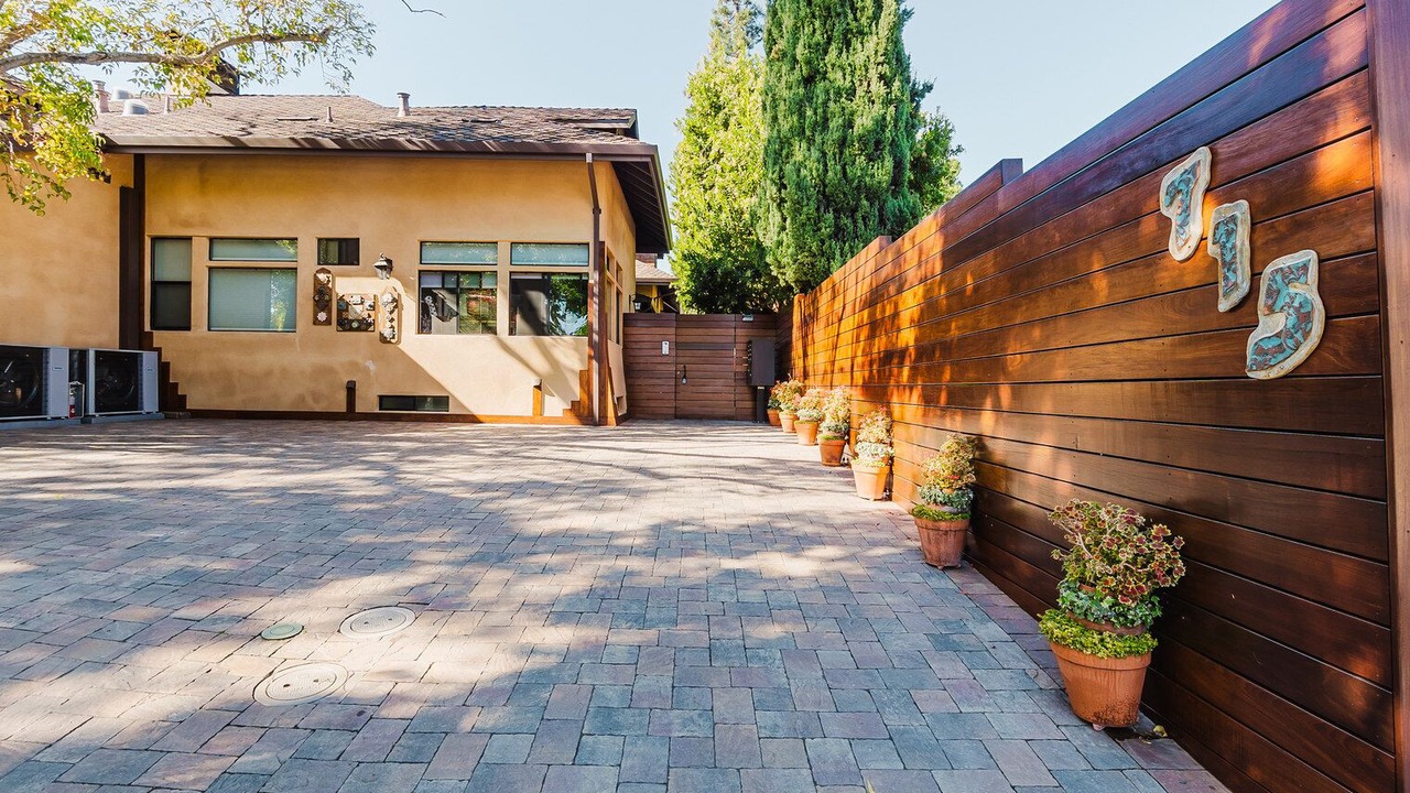 Photo of Outdoor in Menlo Park