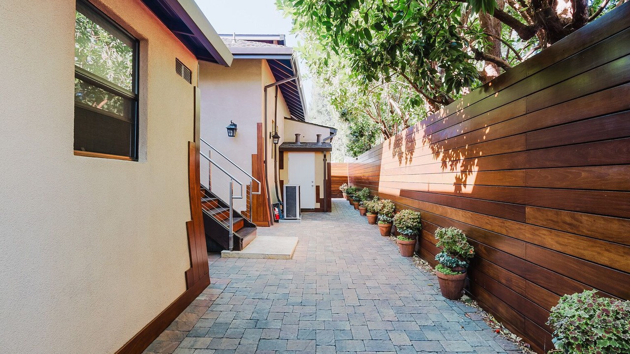 Photo of Outdoor in Menlo Park