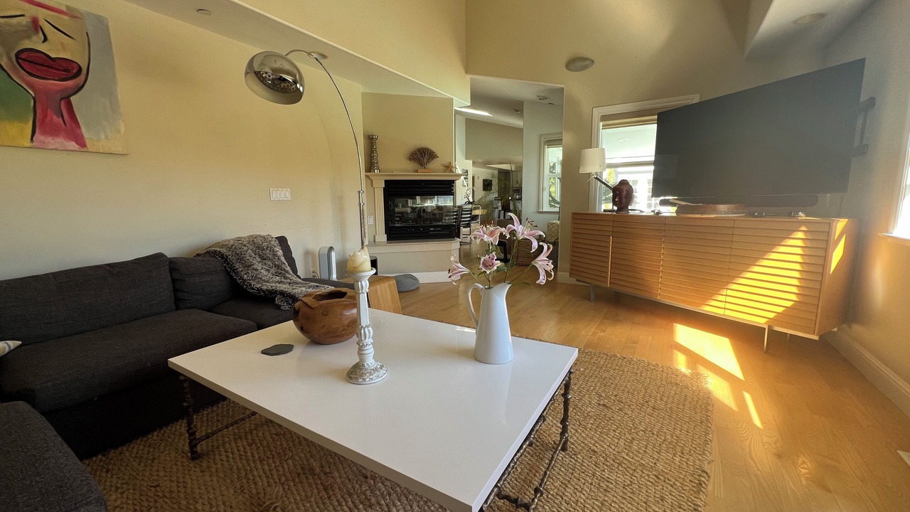 Photo of Livingroom in Country Club