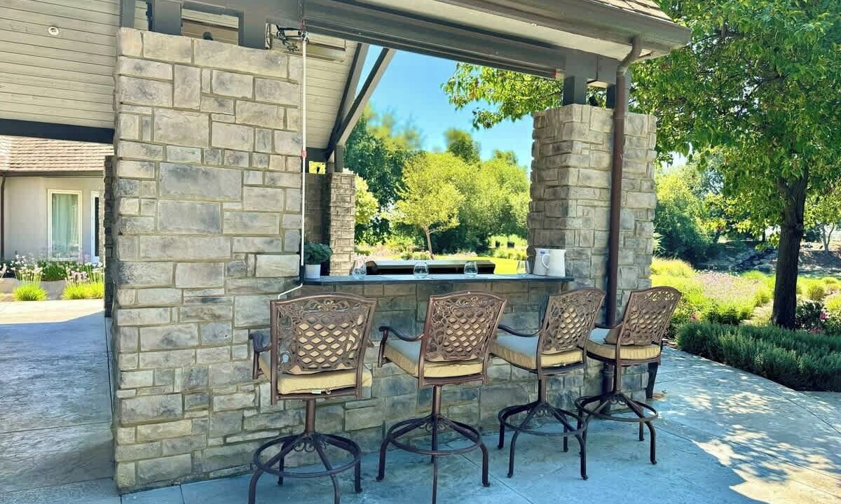 Photo of Patio Balcony in Davis