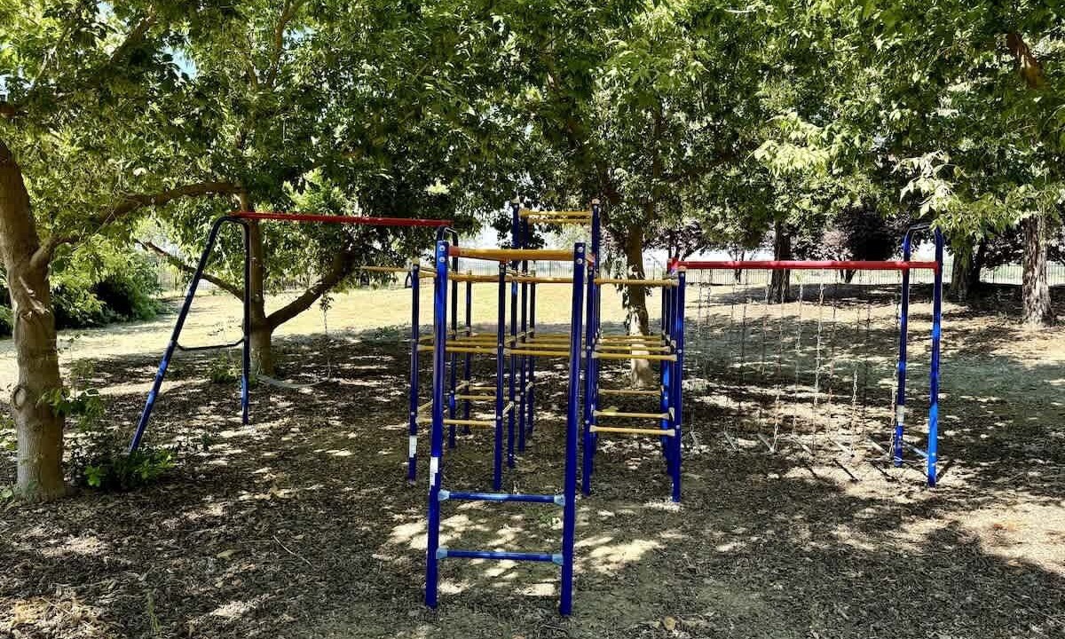 Photo of Others in Davis
