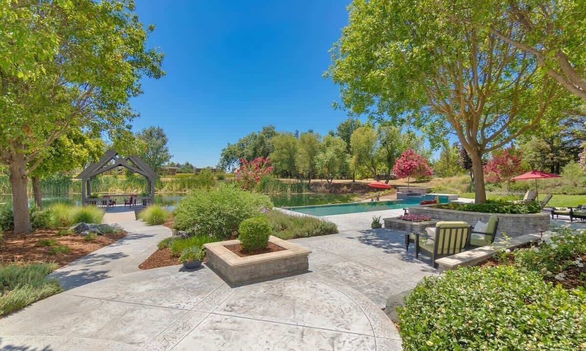 Photo of Outdoor in Davis