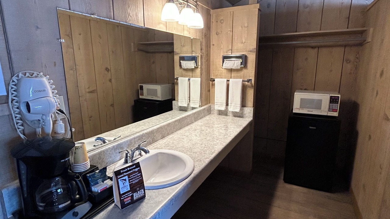 Photo of Bathroom in Big Pine