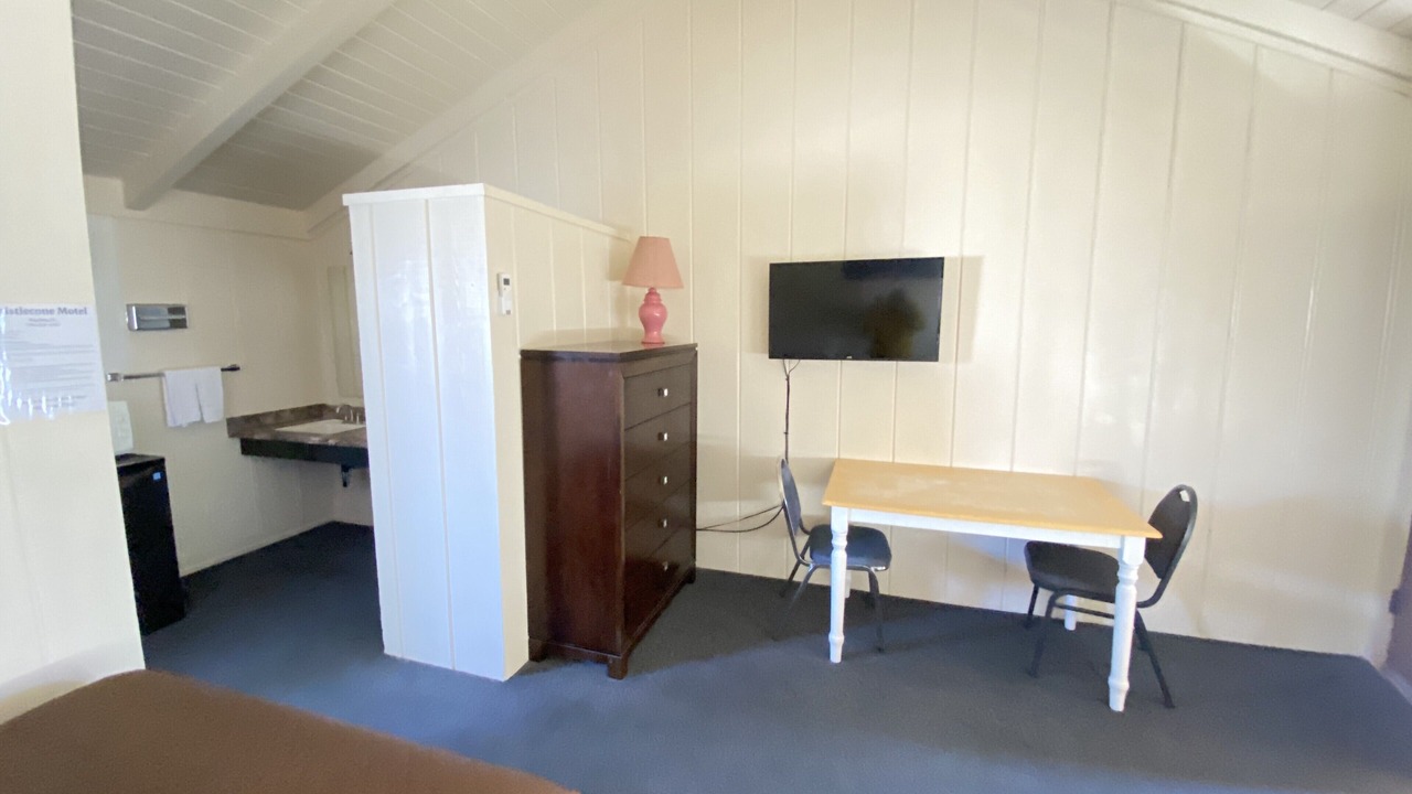 Photo of Bedroom in Big Pine
