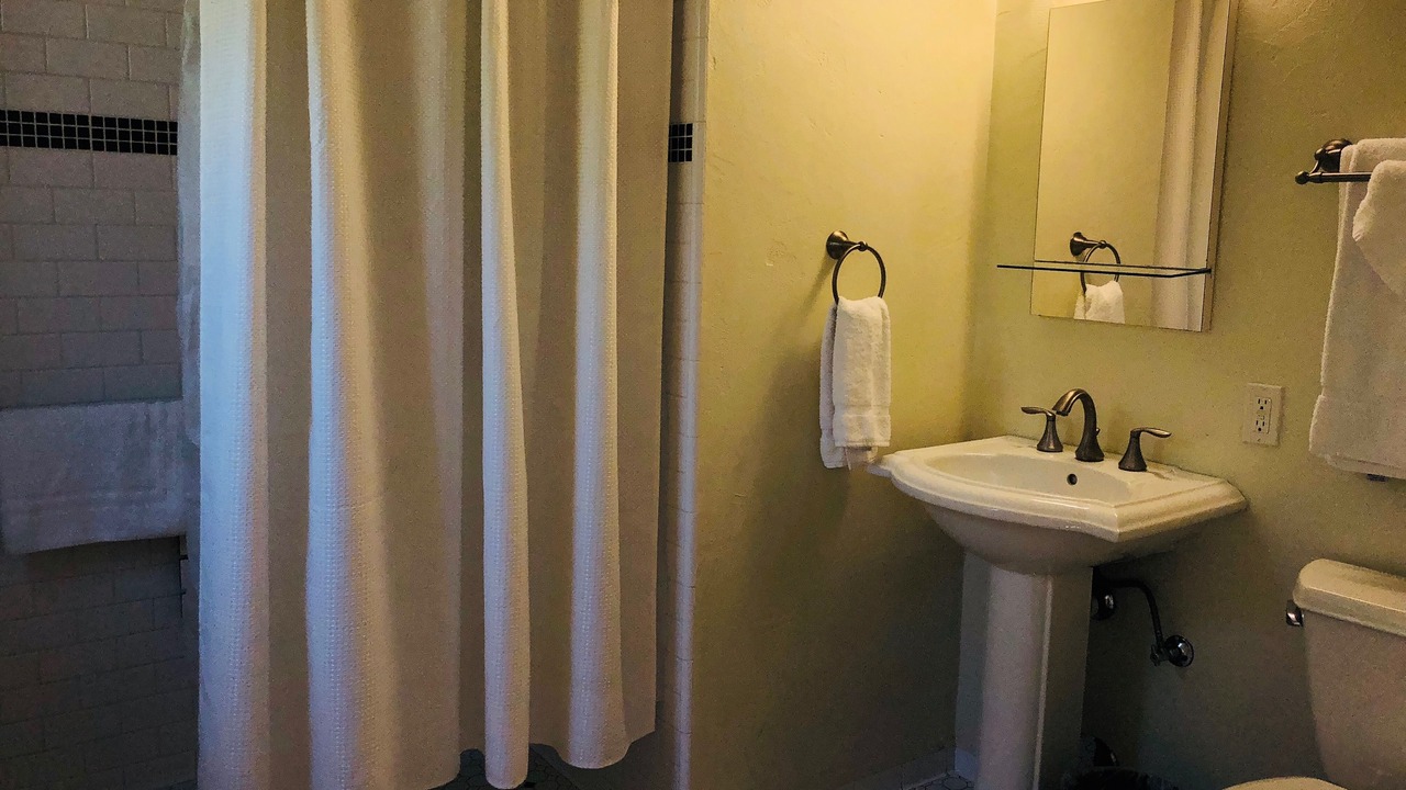 Photo of Bathroom in Oakhurst