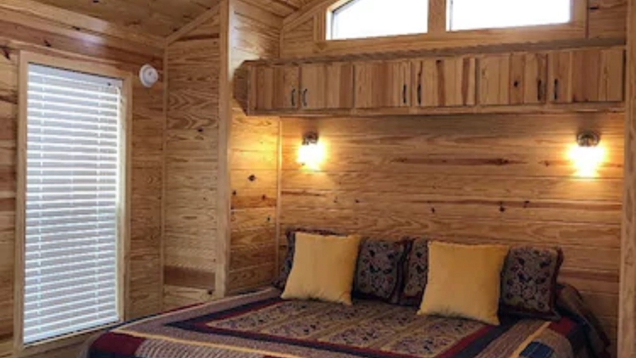Photo of Bedroom in Oakhurst