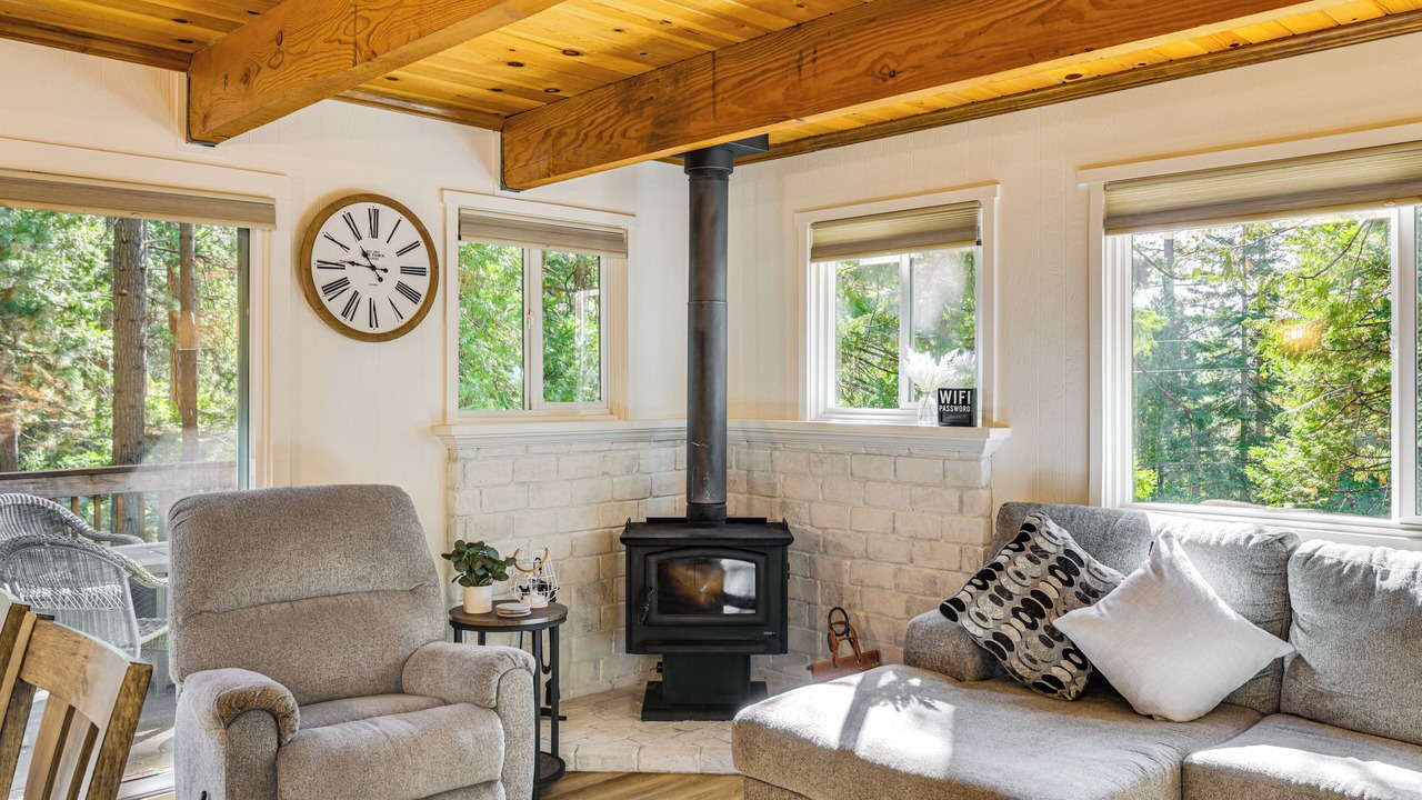 Photo of Livingroom in Cold Springs