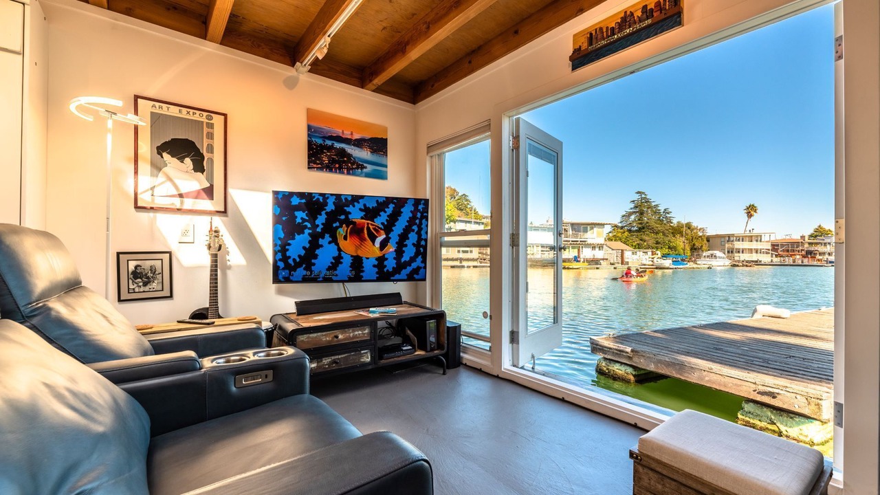 Photo of Livingroom in San Rafael